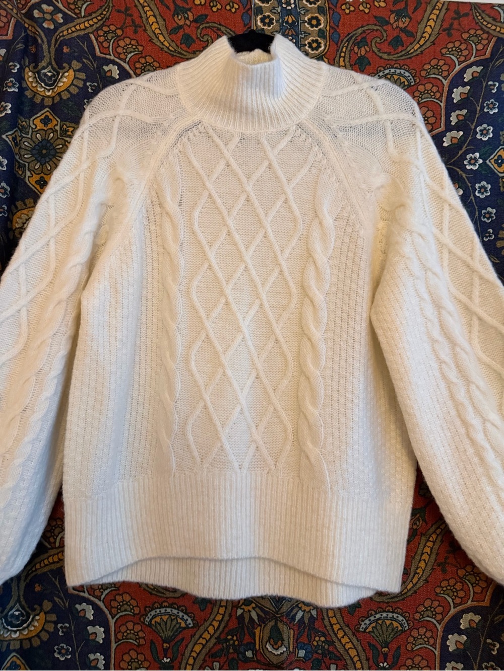 Abercrombie & Fitch Cream Cable Knit Turtleneck Sweater - Picture 5 of 9